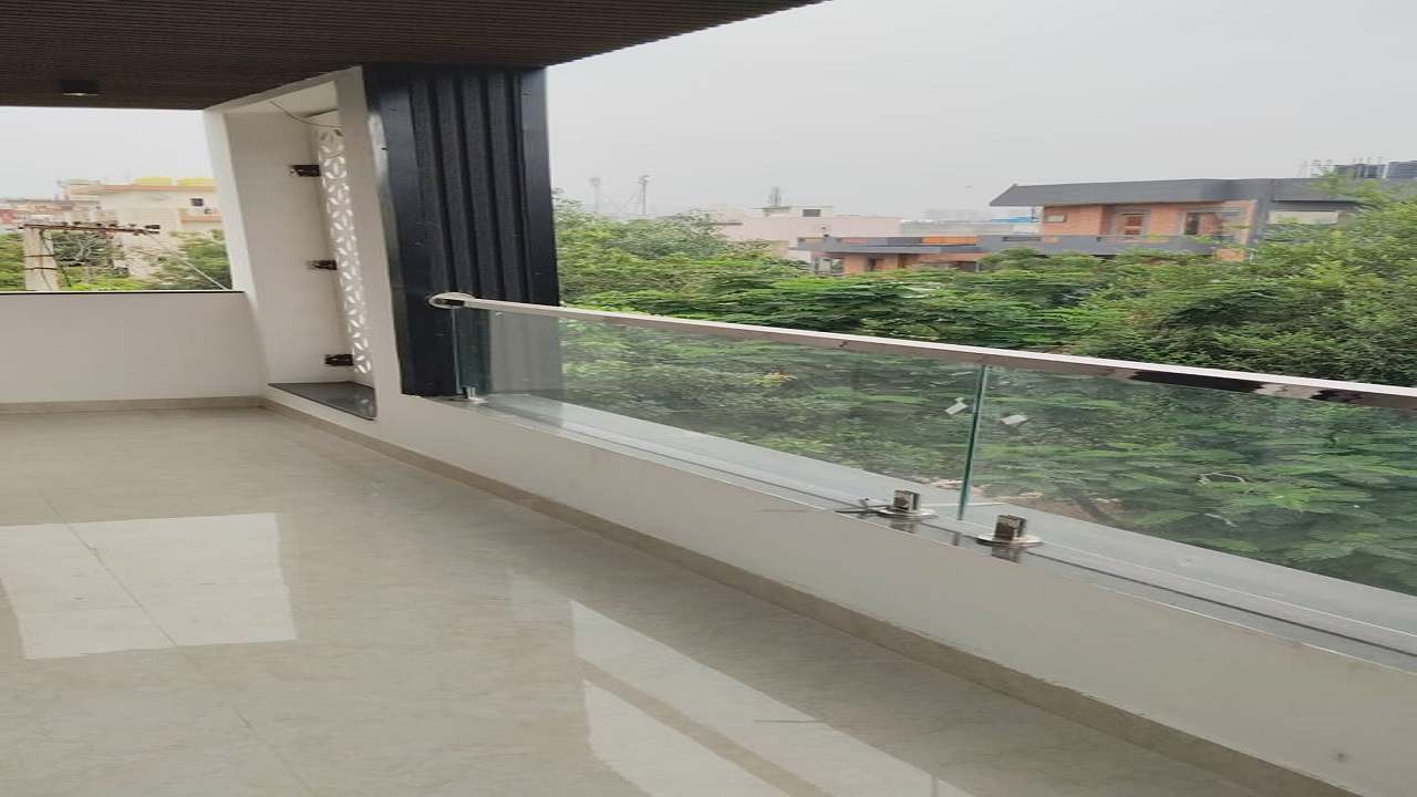 Exclusive House Built in 126 Gaj Best Price in Gurgaon Duplex House