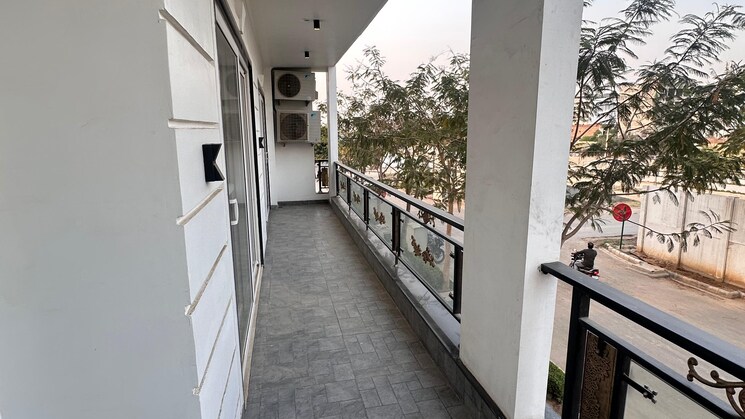 2.5 Bedroom Builder Floor in Sohna Sector 33 Gurgaon