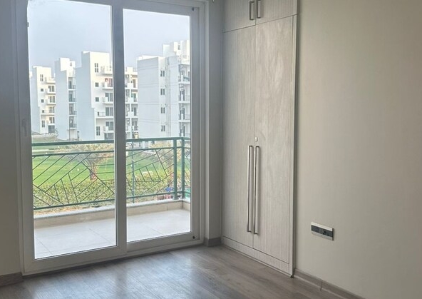 3 BHK Apartment in Sohna Sector 33 Gurgaon