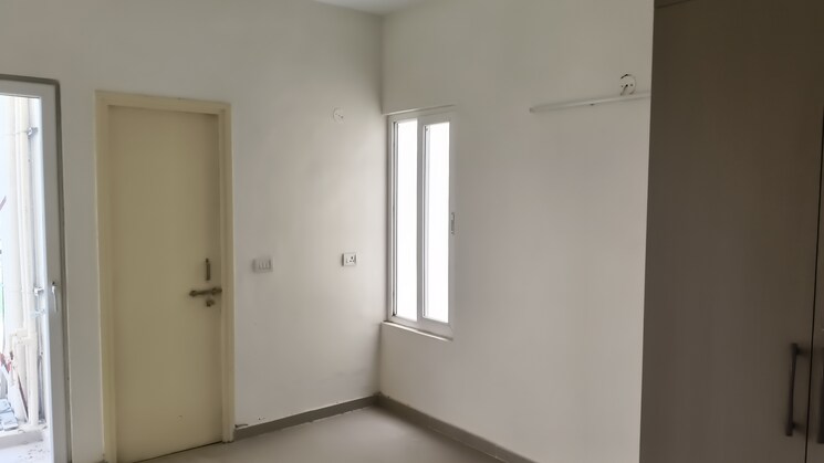 Exquisite 3BHK Apartment in GLS Arawali Homes, Sohna Sector 4 – ₹60 Lakh
