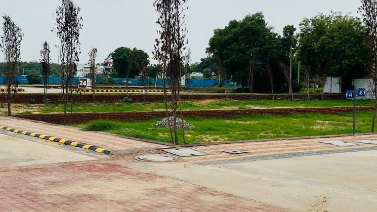 Plot in Sohna Sector 35 Gurgaon