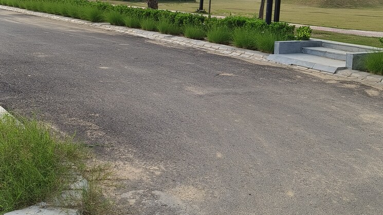 Plot in Sohna Sector 7 Gurgaon