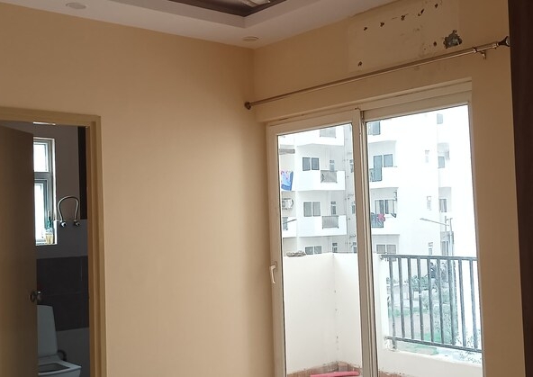 2 BHK Flat for Sale in Sohna Sector 4, Gurgaon