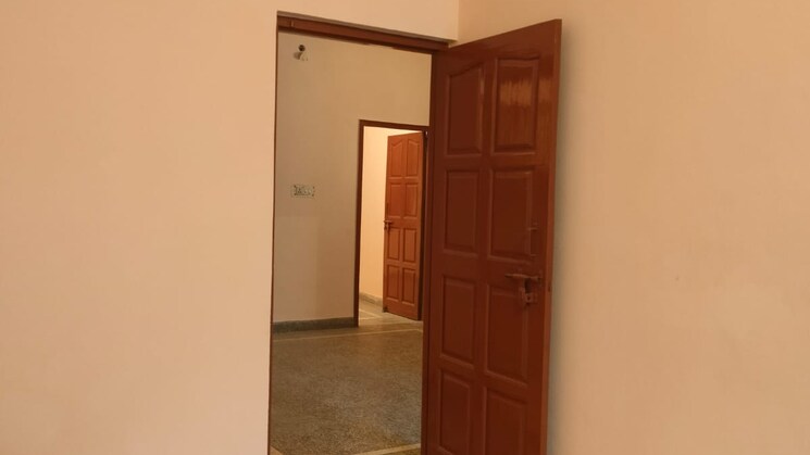 745