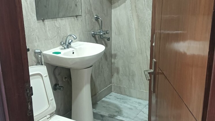 3 BHK Villa for Sale in Sohna Sector 33, Gurgaon
