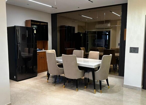 4 BHK House for Sale in Dlf Phase iv Gurgaon