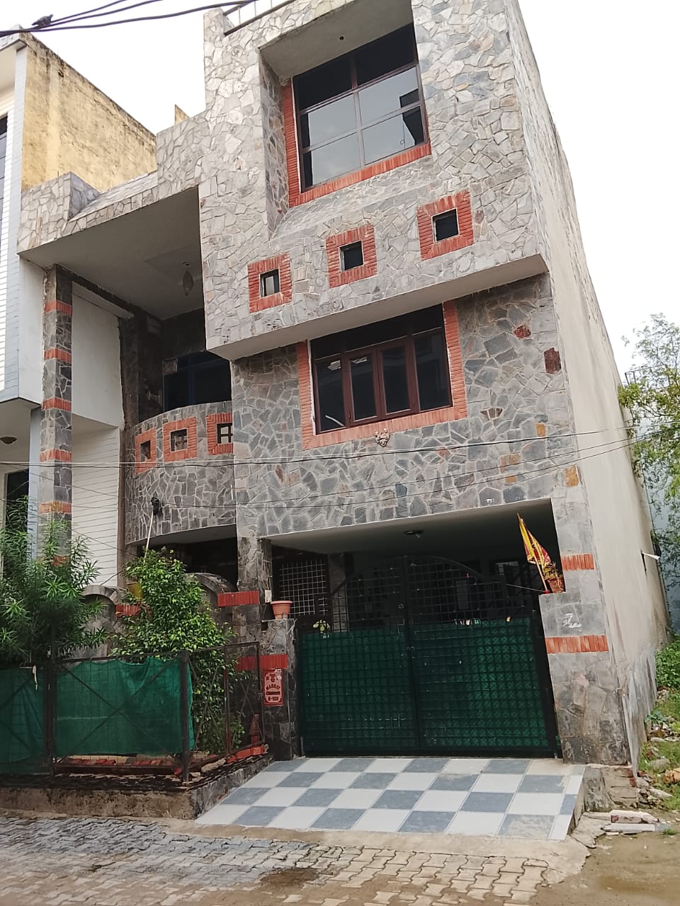 Independent House for sale in Palam Vihar, Gurgaon