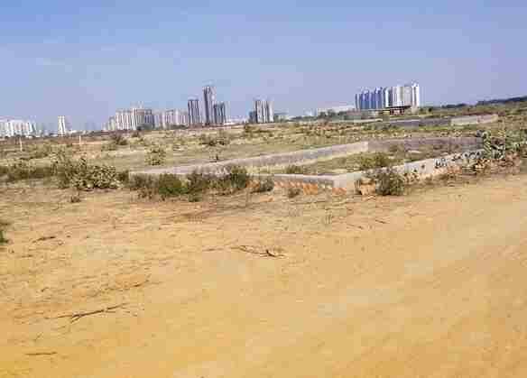 168 Sq. Yard Plot for Sale in Sector 148 Noida