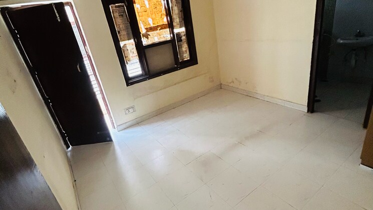 House for Sale in Manesar – Your Guide to Buying, Renting & Investing 4 2 BHK Builder Floor for Sale in Bhiwadi