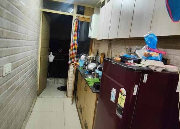 Furnished 1 RK in Unitech Ivory Towers Sector 40 Gurgaon