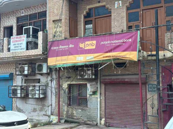 Property for rent for godown and restaurant or office
