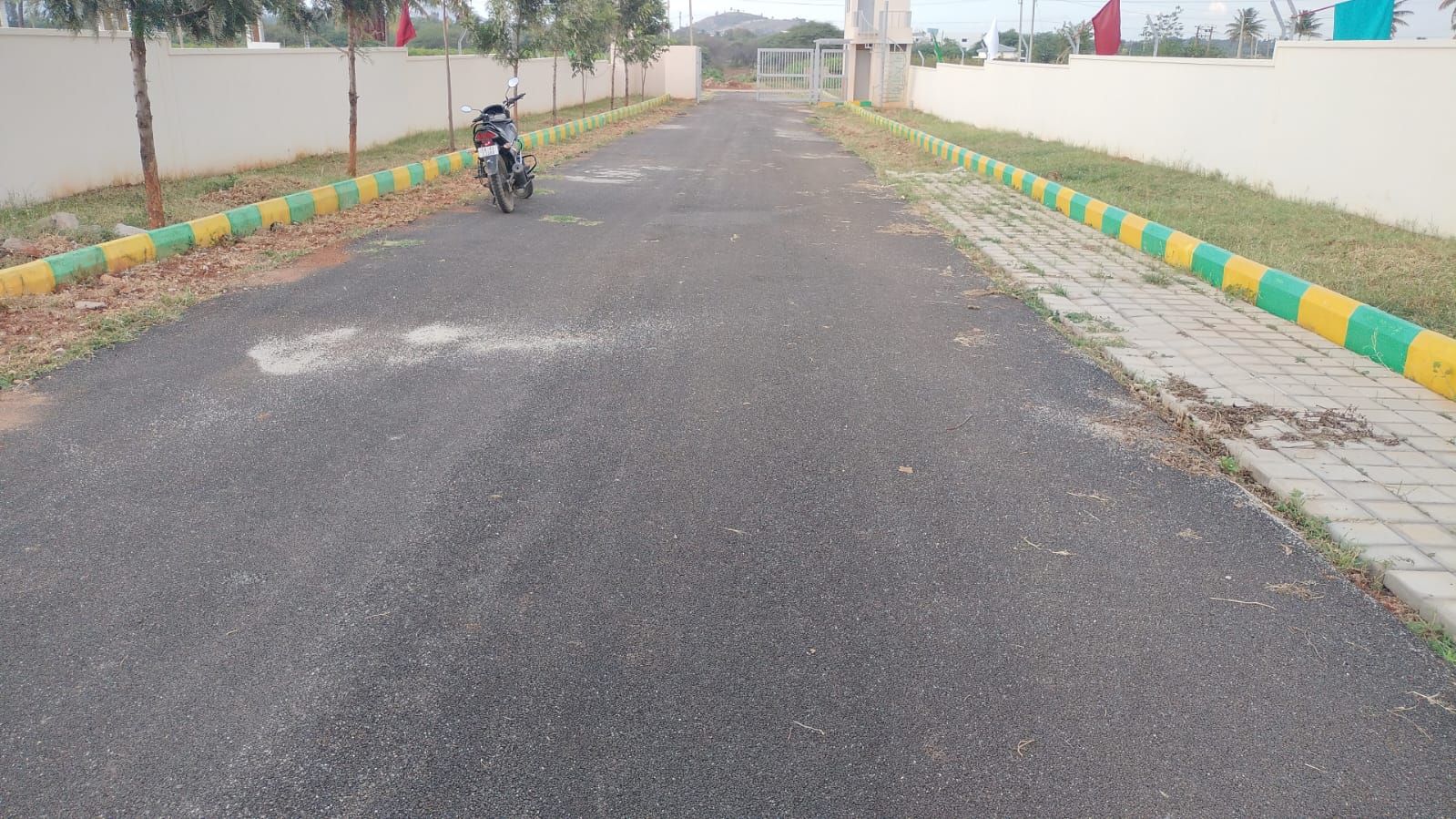 Stencil Windsor Woods near Chikkaballapur