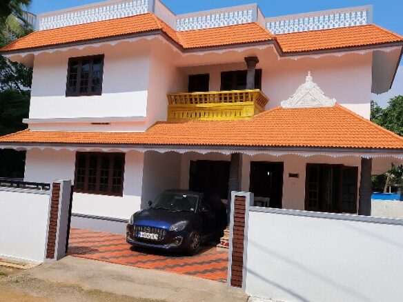 🏠 URGENT SALE – 4 BHK DUPLEX HOUSE 📍 Udayamperoor, Thripunithura, Kochi 2