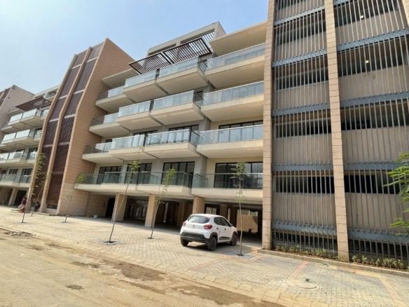 3, 4 BHK Independent Floor in Sector 63, Gurgaon 36