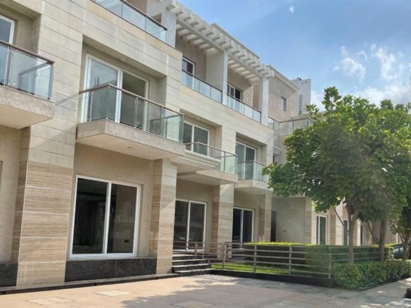 3, 4 BHK Independent Floor in Sector 70A, Gurgaon 22