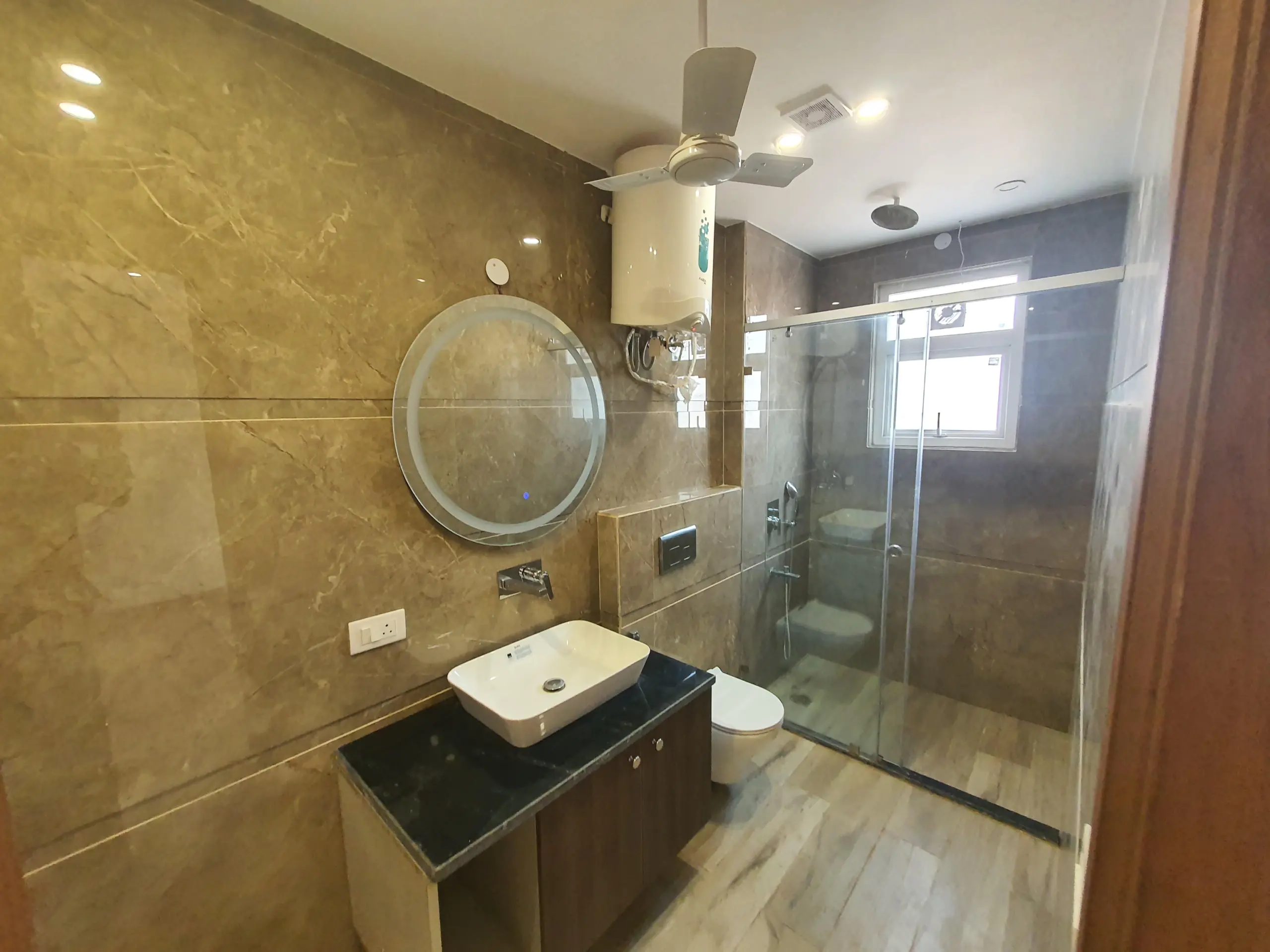 3 BHK Independent Builder Floor in DLF Phase 2, Gurgaon 1