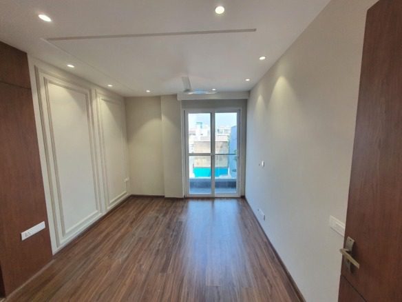 3 BHK Independent Builder Floor in DLF Phase 2, Gurgaon 28
