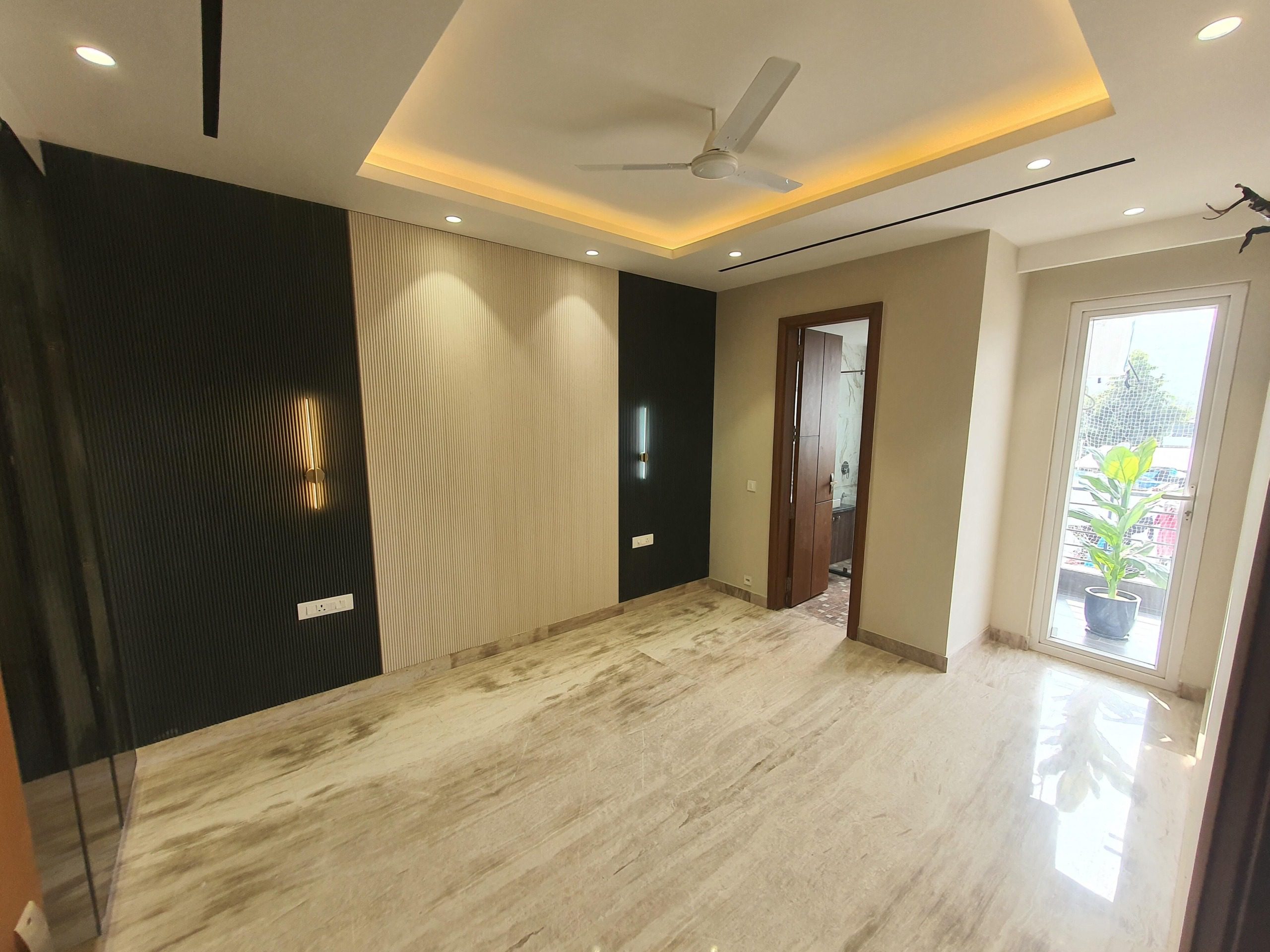 3 BHK Independent Builder Floor in DLF Phase 2, Gurgaon 4