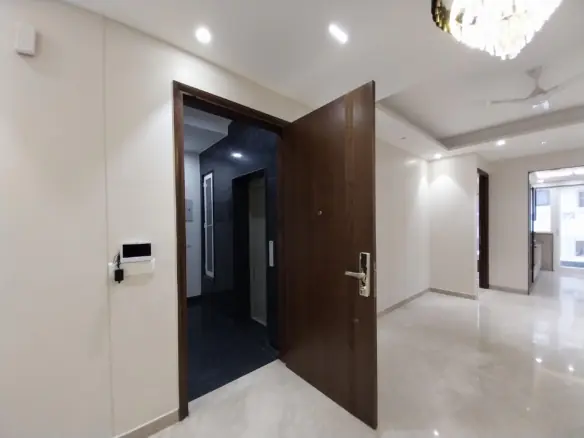 4 BHK Independent Builder Floor in Sector 40, Gurgaon 10