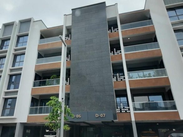 4 BHK Independent Floor in Sector 63A, Gurgaon 4