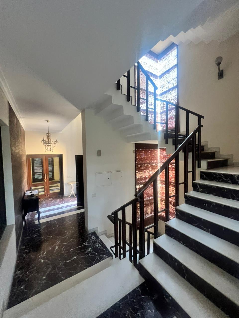 4 Bedroom House for rent in Block M DLF phase 2, Gurgaon 3