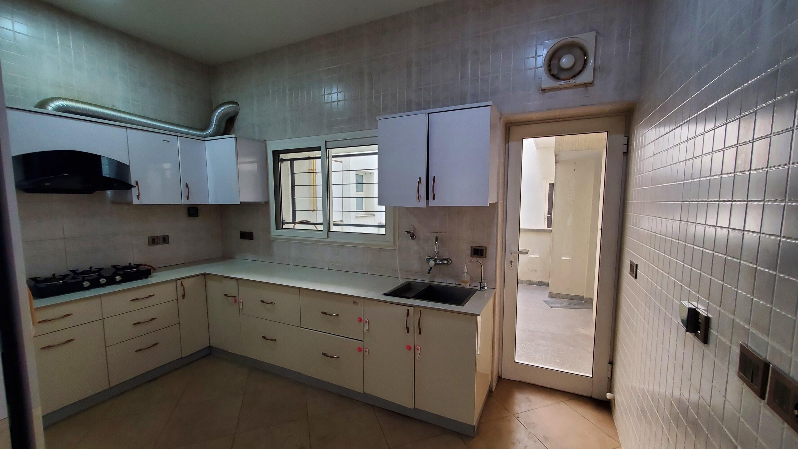 4 Bedroom House for rent in Sector 109, Gurgaon 3