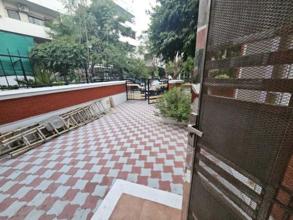 5 Bedroom House for rent in Sector 48, Gurgaon 2