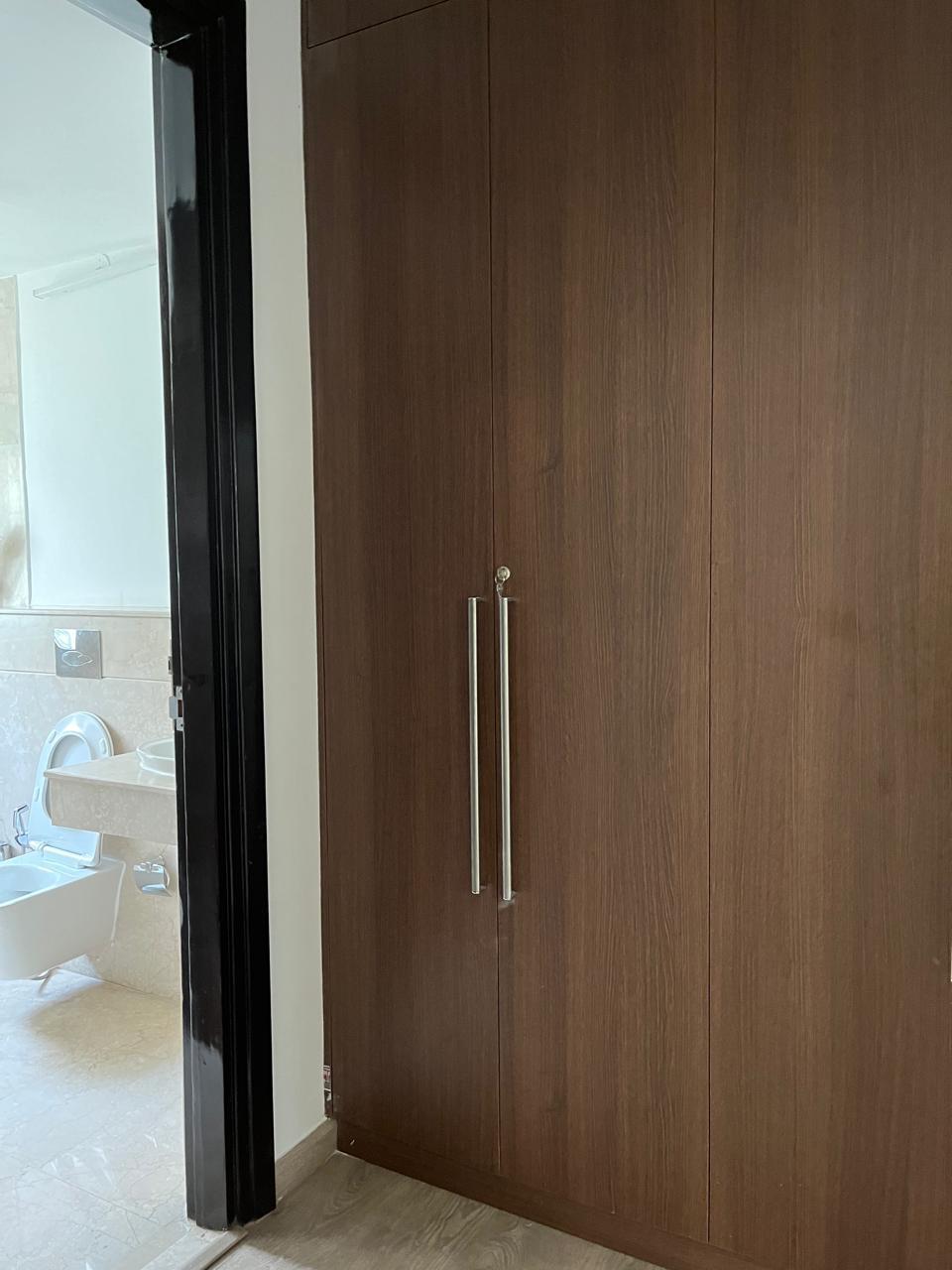 6 Bedroom House for rent in Block-A, DLF City Phase 1, Gurgaon 3