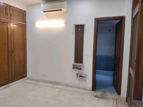 8 Bedroom House for rent in Block-A, DLF City Phase 1, Gurgaon 2
