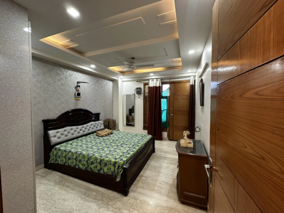6 Bedroom House in Sector 7, Gurgaon 6