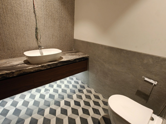 5 Bedroom villa in DLF Phase 2, Gurgaon 18