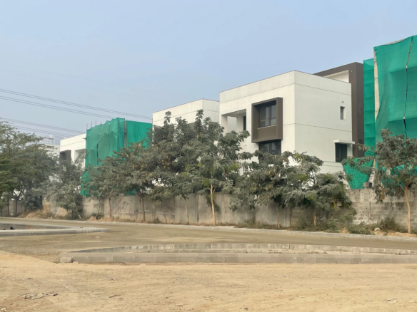 4 Bedroom villa in Sector 109, Gurgaon 2
