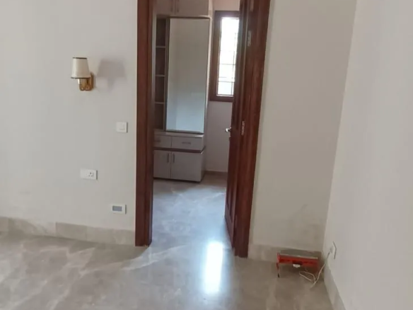 6 Bedroom House for rent in DLF Phase 1, Gurgaon 10