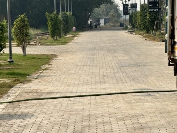 Commercial plot / Land for sale in Industrial Development Area, Gurgaon 4