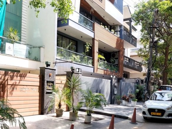 Studio Apartments / 1 RK Flats for rent in DLF Phase 2, Gurgaon 30