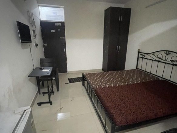 Studio Apartments / 1 RK Flats for rent in DLF Phase 4, Gurgaon 34
