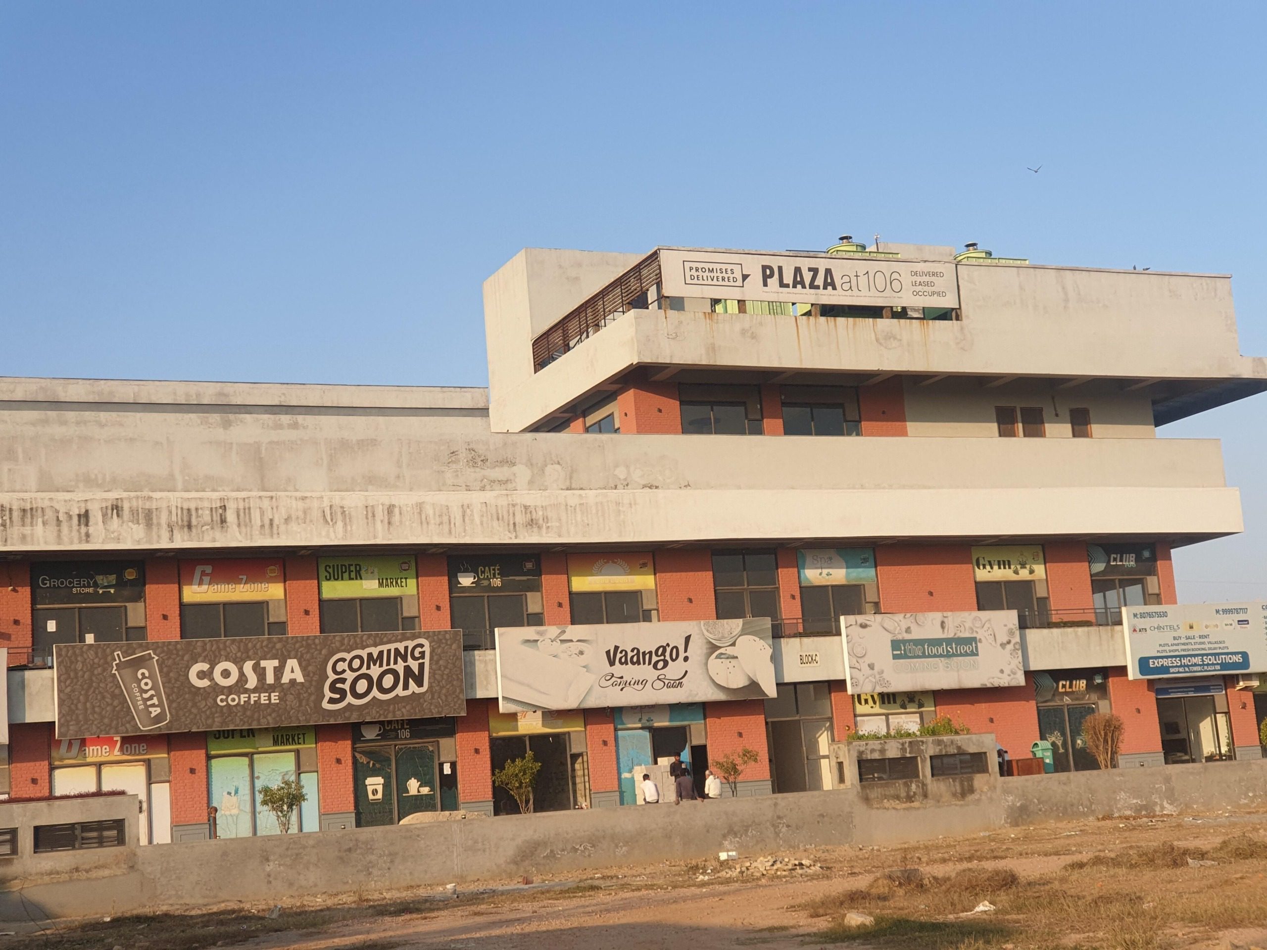 1 RK Flats for rent in Sector 106, Gurgaon 01