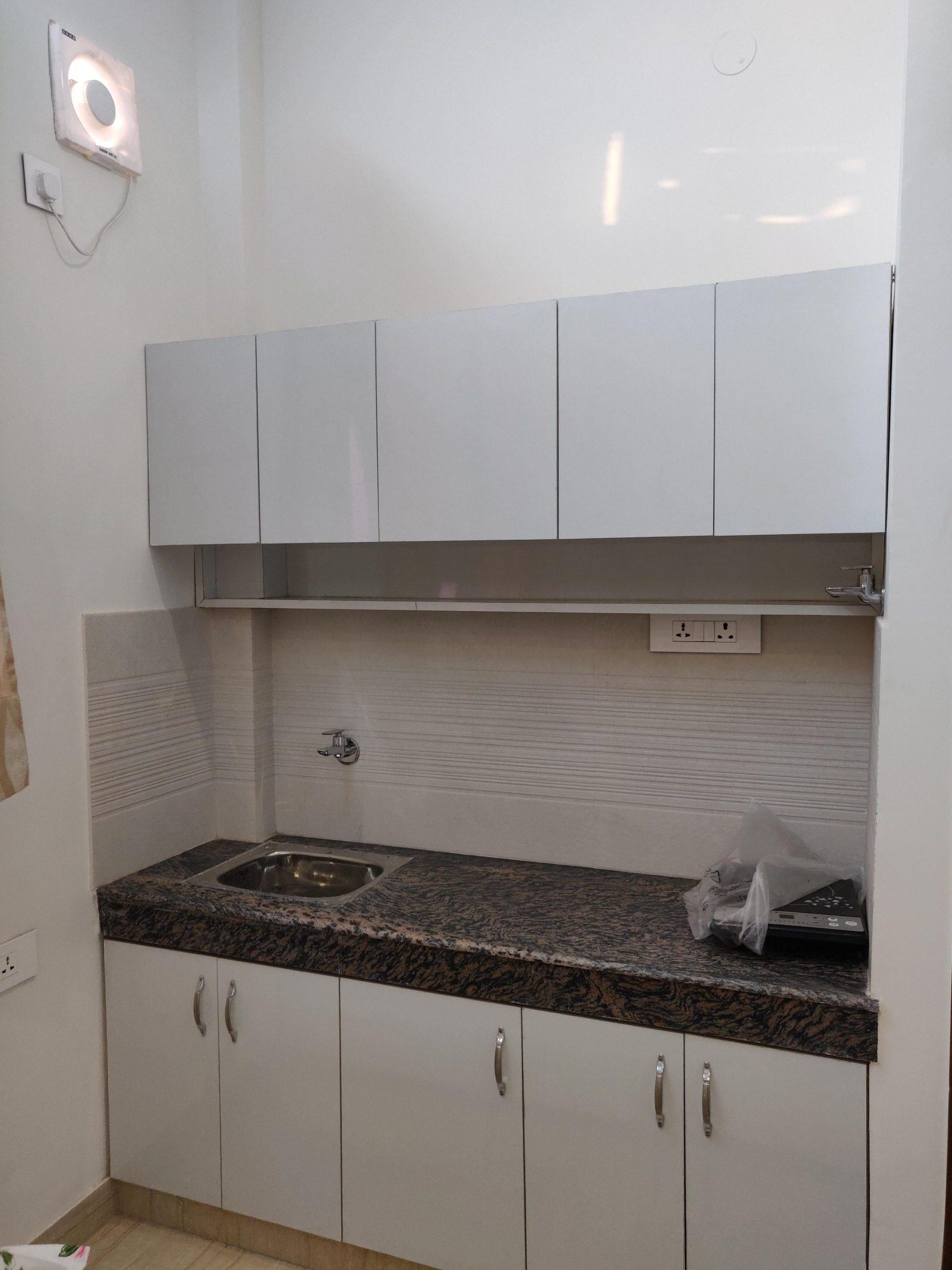 1 RK Flats for rent in builder floor sector 46, Gurgaon 4