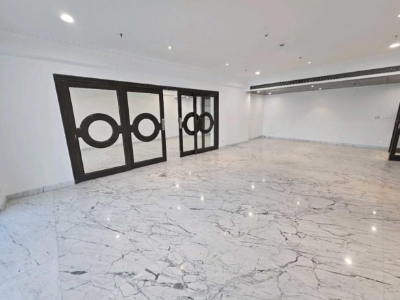 5 BHK Flat for rent in Sector 42, Gurgaon 4